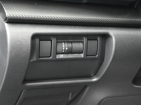 Used 2024 Subaru Crosstrek 2.0i Premium image 14