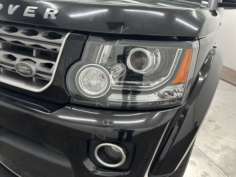 Used 2016 Land Rover LR4 HSE image 30