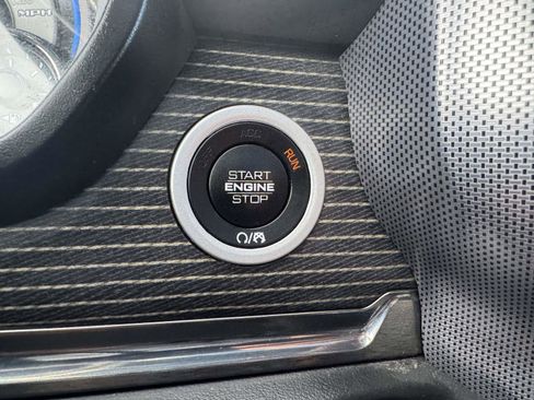 Used 2020 RAM 1500 Limited image 38