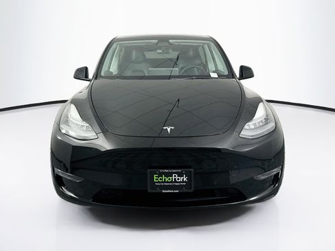 Used 2021 Tesla Model Y Long Range AWD/4WD image 2