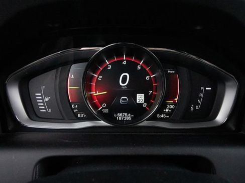 Used 2017 Volvo XC60 T6 Dynamic w/ Advanced Package AWD/4WD image 17