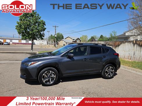 Used 2024 Subaru Crosstrek 2.0i Premium image 1