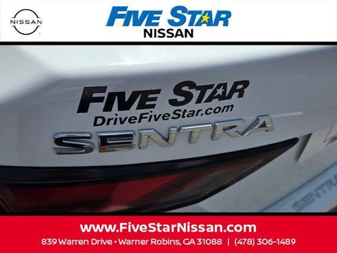 Used 2025 Nissan Sentra S FWD image 11