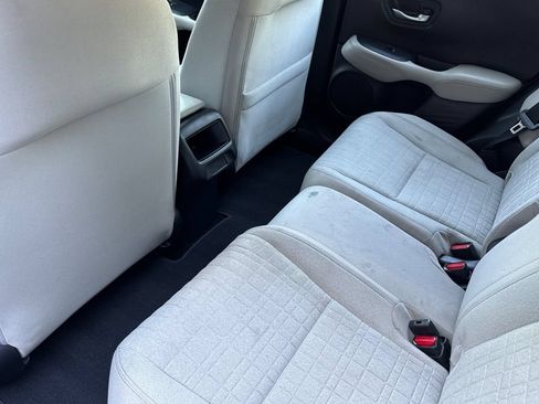 Certified 2025 Honda HR-V LX image 7
