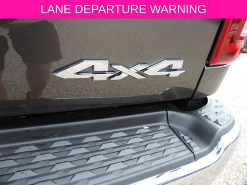 Used 2026 RAM 3500 Laramie w/ Towing Technology Group AWD/4WD image 17