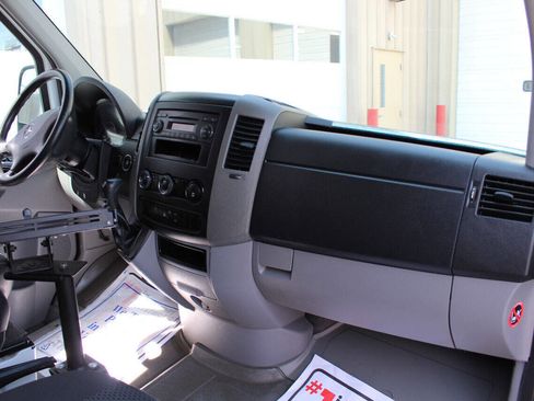Used 2012 Mercedes-Benz Sprinter 2500 image 16