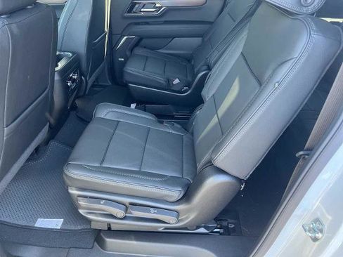 New 2026 GMC Yukon XL Denali image 4