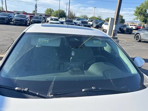 Used 2023 Honda Accord EX image 10