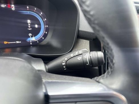 Used 2023 Volvo XC40 B5 Plus w/ Driver Assist Package image 34