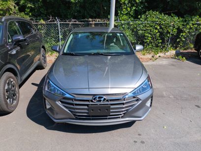 Used 2019 Hyundai Elantra SE