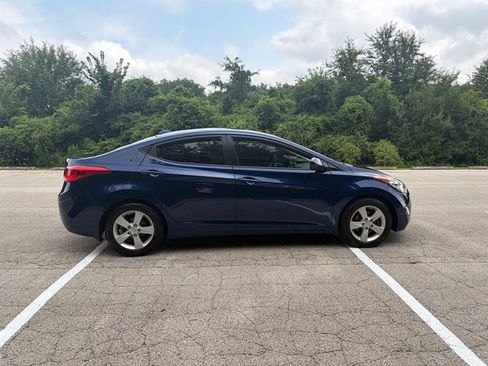 Used 2013 Hyundai Elantra GLS w/ Preferred Pkg FWD image 6