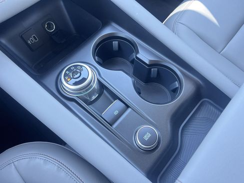New 2026 Ford Explorer Active w/ Active Comfort Package RWD image 9