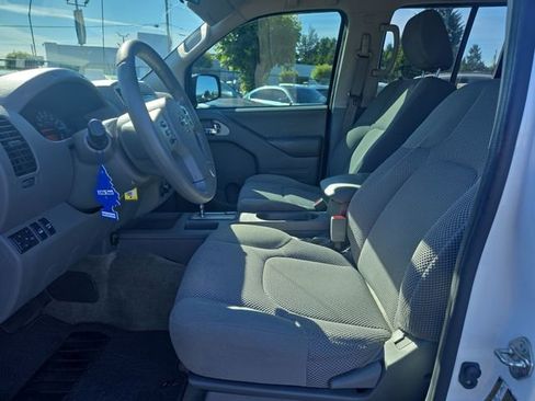 Used 2017 Nissan Frontier SV AWD/4WD image 10