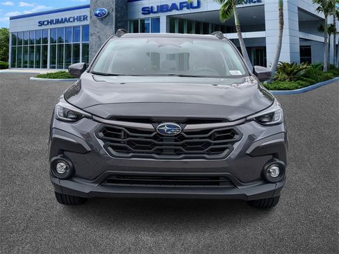Used 2024 Subaru Crosstrek 2.5i Limited image 2