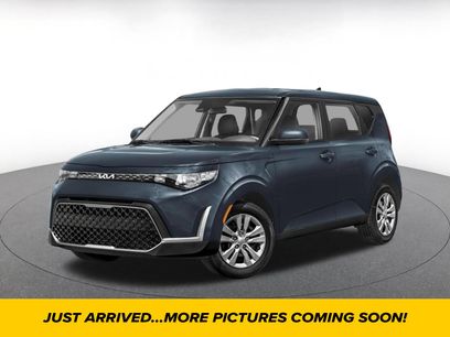 Used 2025 Kia Soul LX w/ LX Technology Package