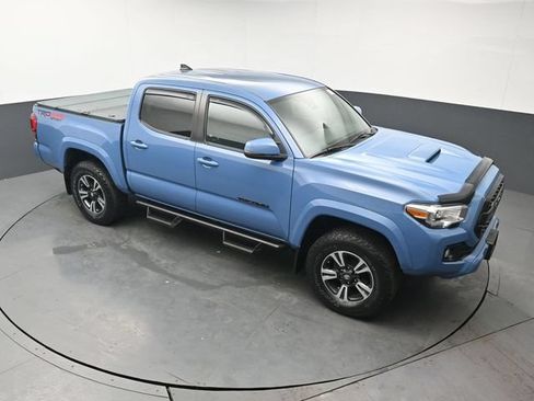 Used 2019 Toyota Tacoma TRD Sport AWD/4WD image 37