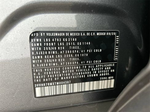 New 2026 Volkswagen Tiguan SE R-Line image 50