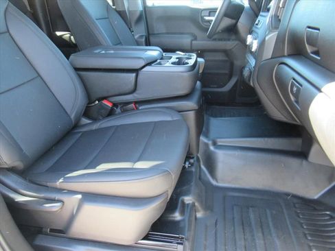 New 2026 GMC Sierra 1500 Pro w/ Pro Value Package image 9