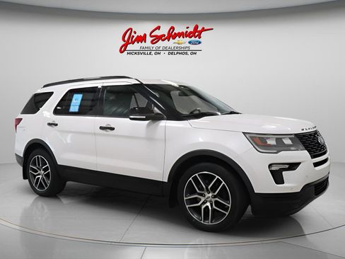Used 2018 Ford Explorer Sport w/ Equipment Group 401A AWD/4WD image 2