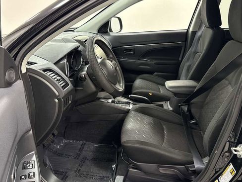 Used 2020 Mitsubishi Outlander Sport ES image 13