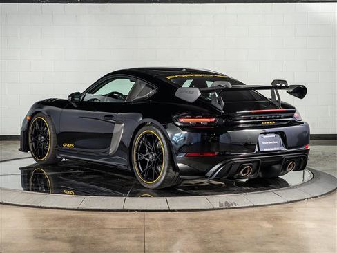 Used 2025 Porsche 718 Cayman GT4 RS RWD image 3