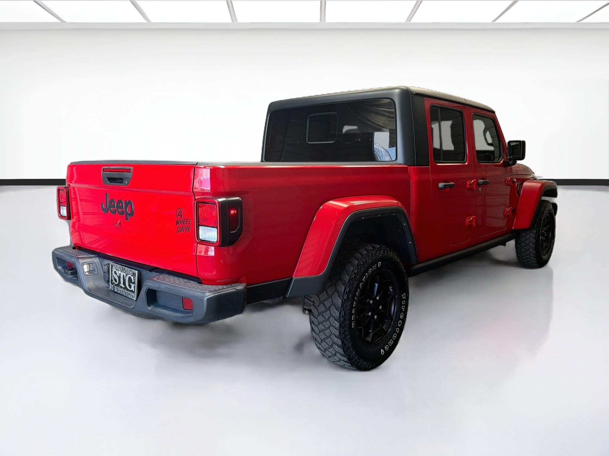 Used 2022 Jeep Gladiator Sport AWD/4WD image 4