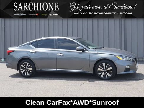 Used 2022 Nissan Altima 2.5 SV w/ SV Premium Package AWD/4WD image 1