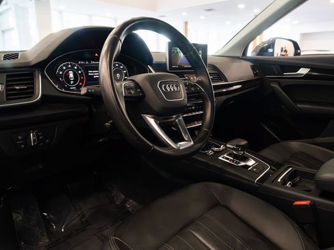 Used 2018 Audi Q5 2.0T Premium Plus w/ Premium Plus Package AWD/4WD image 18
