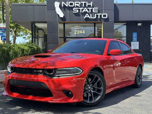 Used 2021 Dodge Charger Scat Pack w/ Plus Group RWD image 2