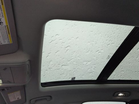 Used 2022 Chevrolet Equinox LT image 20