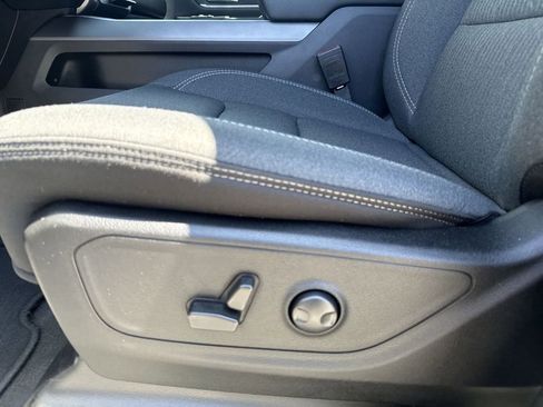 Used 2022 RAM 1500 Big Horn AWD/4WD image 22