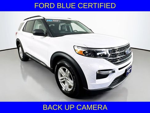 Certified 2023 Ford Explorer XLT w/ Equipment Group 202A image 3