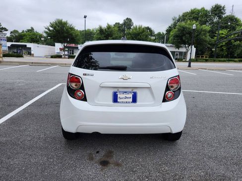 Used 2016 Chevrolet Sonic LT FWD image 12