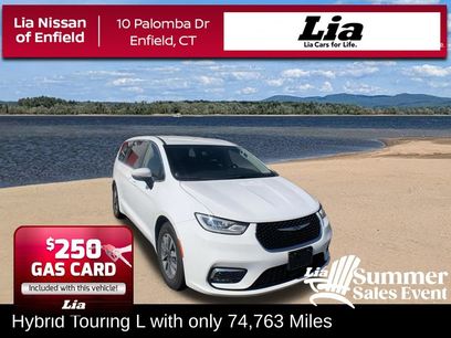 Used 2023 Chrysler Pacifica Touring-L