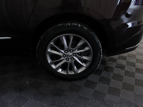 Used 2023 Buick Enclave Avenir w/ Avenir Technology Package image 10