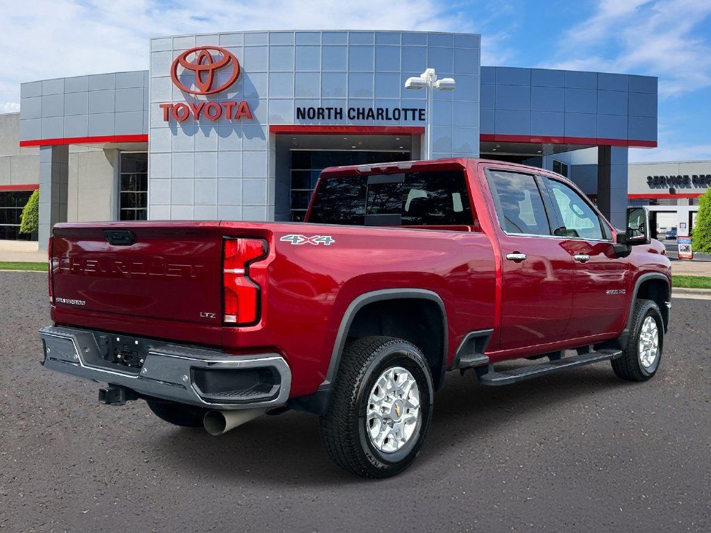 Used 2024 Chevrolet Silverado 2500 LTZ w/ LTZ Plus Package AWD/4WD image 8