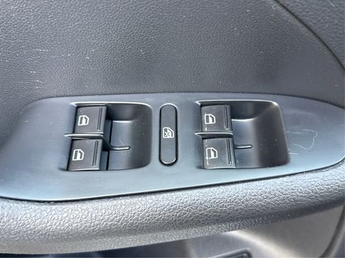 Used 2016 Volkswagen Jetta S FWD image 20