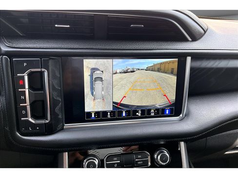 Used 2022 GMC Yukon XL Denali AWD/4WD image 26