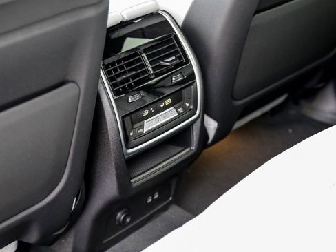 New 2026 BMW X5 xDrive50e w/ Executive Package image 23