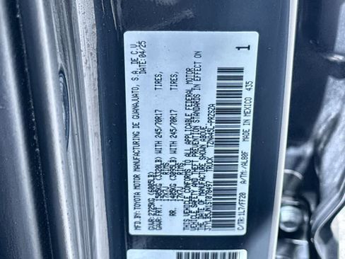 Used 2025 Toyota Tacoma SR5 AWD/4WD image 29