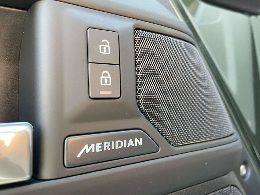 New 2026 Land Rover Defender 110 S AWD/4WD image 35