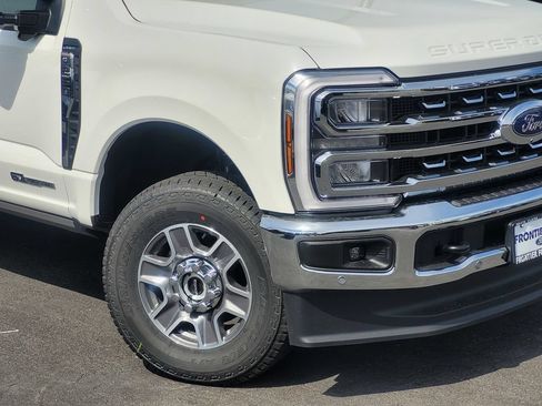 New 2026 Ford F250 Lariat w/ Lariat Ultimate Package AWD/4WD image 3