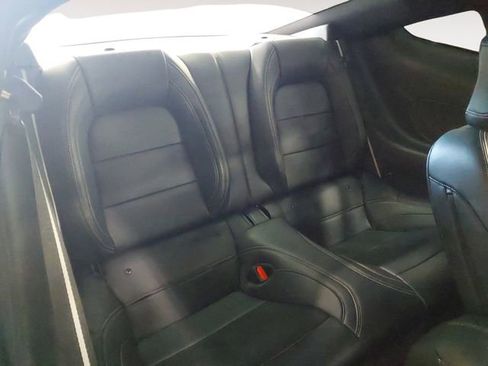 Used 2025 Ford Mustang GT Premium image 13