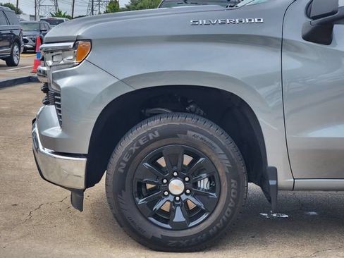 Used 2025 Chevrolet Silverado 1500 LT RWD image 8