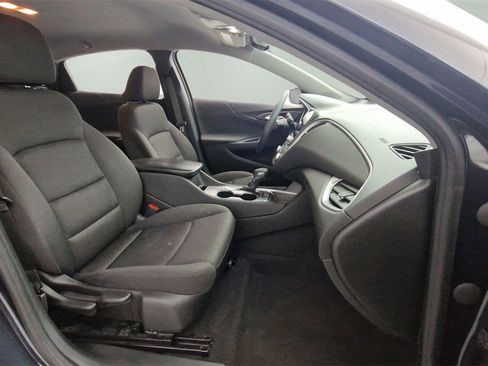 Used 2022 Chevrolet Malibu LT image 27