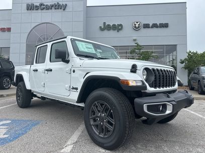 New 2025 Jeep Gladiator Sport