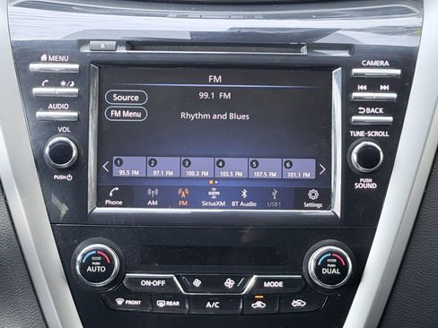 Used 2020 Nissan Murano S w/ Technology Package image 42