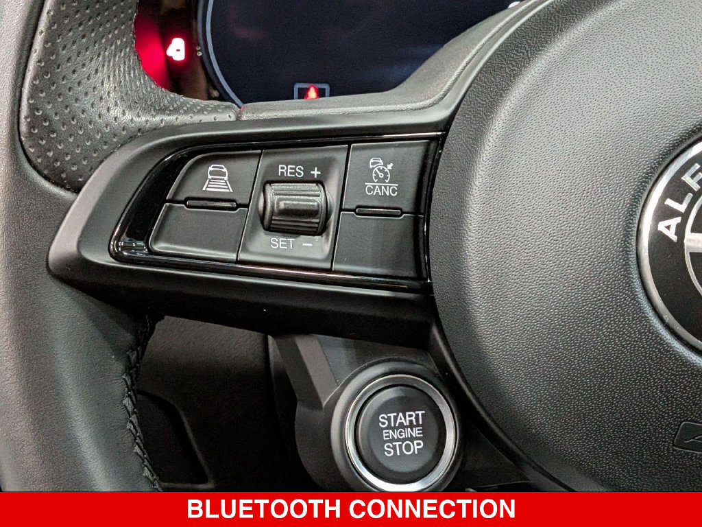 Used 2024 Alfa Romeo Giulia Ti AWD/4WD image 16