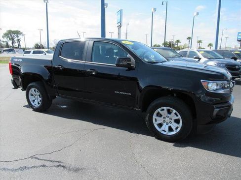 Used 2021 Chevrolet Colorado LT w/ LT Convenience Package image 4