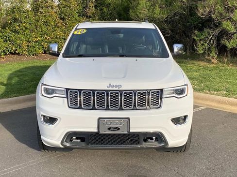 Used 2020 Jeep Grand Cherokee Overland image 2
